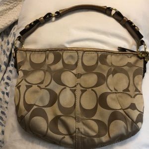 Coach medium hobo metallic gold